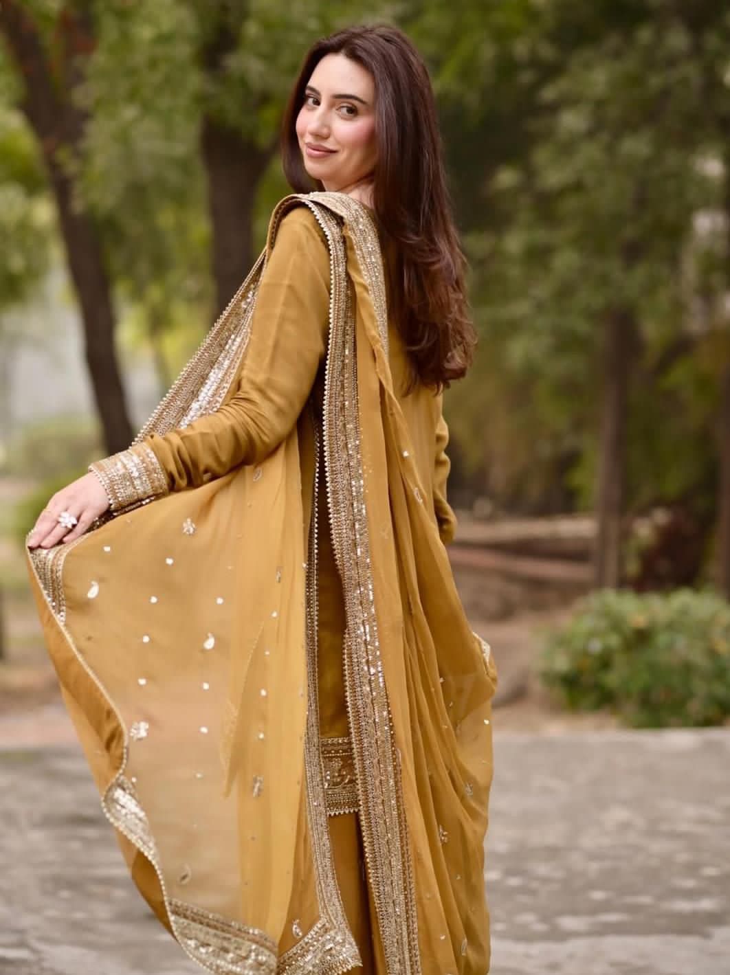 Aneela’s 3 PCS premium Quality lawn 90/88*