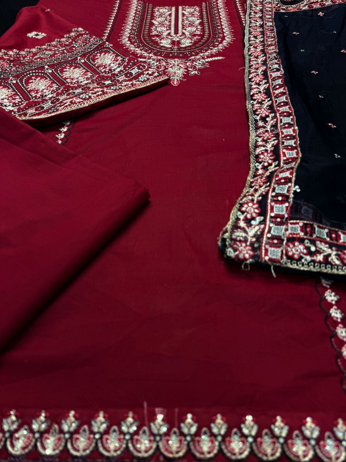 LAWN AIR JET FINE QUALITY STUFF* EMBROIDERED