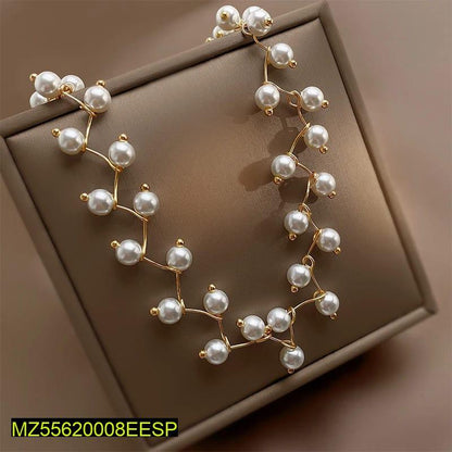 TRENDY NECK CHOKER.
