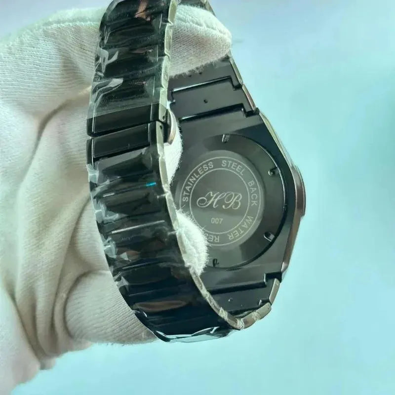Men's Quartz chain strap watch - Water resistant