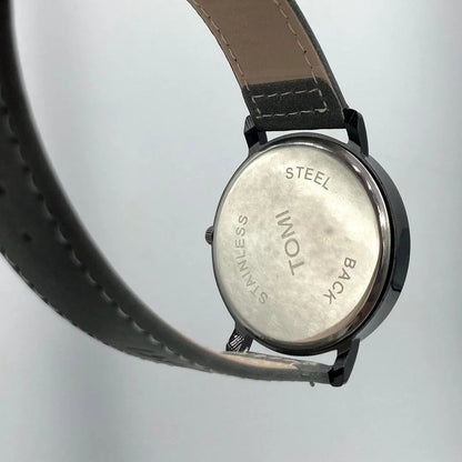 UNISEX MOVEMENT: QUARTZ TOMI MINIMALIST ANALOGUE WATCH
