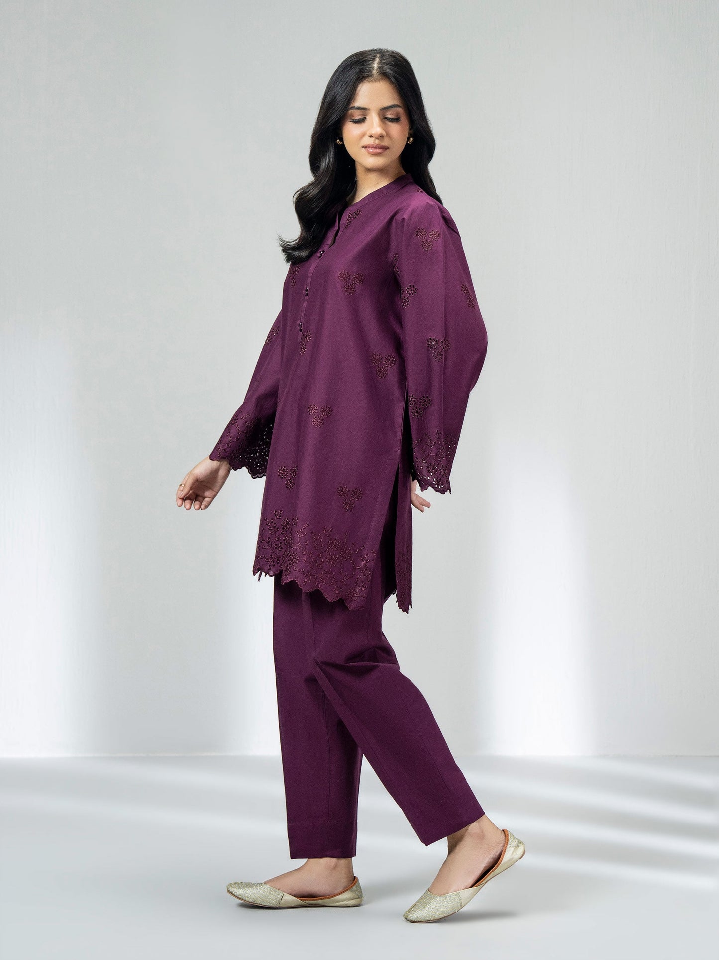 Ladies Cambric Co-ord Set- Embroidered
