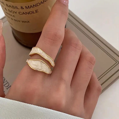 2pcs/set Women Rings Exaggerated Lines Rings for Women Fashion Simple Distorted Geometric Party Statement Designer Jewelry