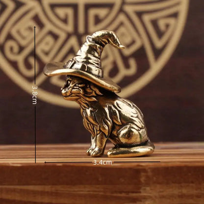 Decorative Small Brass Kitten Statue, Retro sorcerer Cat Miniature for Unique Home Decor.