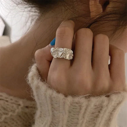 2pcs/set Women Rings Exaggerated Lines Rings for Women Fashion Simple Distorted Geometric Party Statement Designer Jewelry