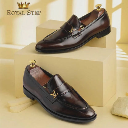 Side V leather shoes