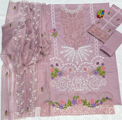Parishay 6138 Premium lawn embroidered patch