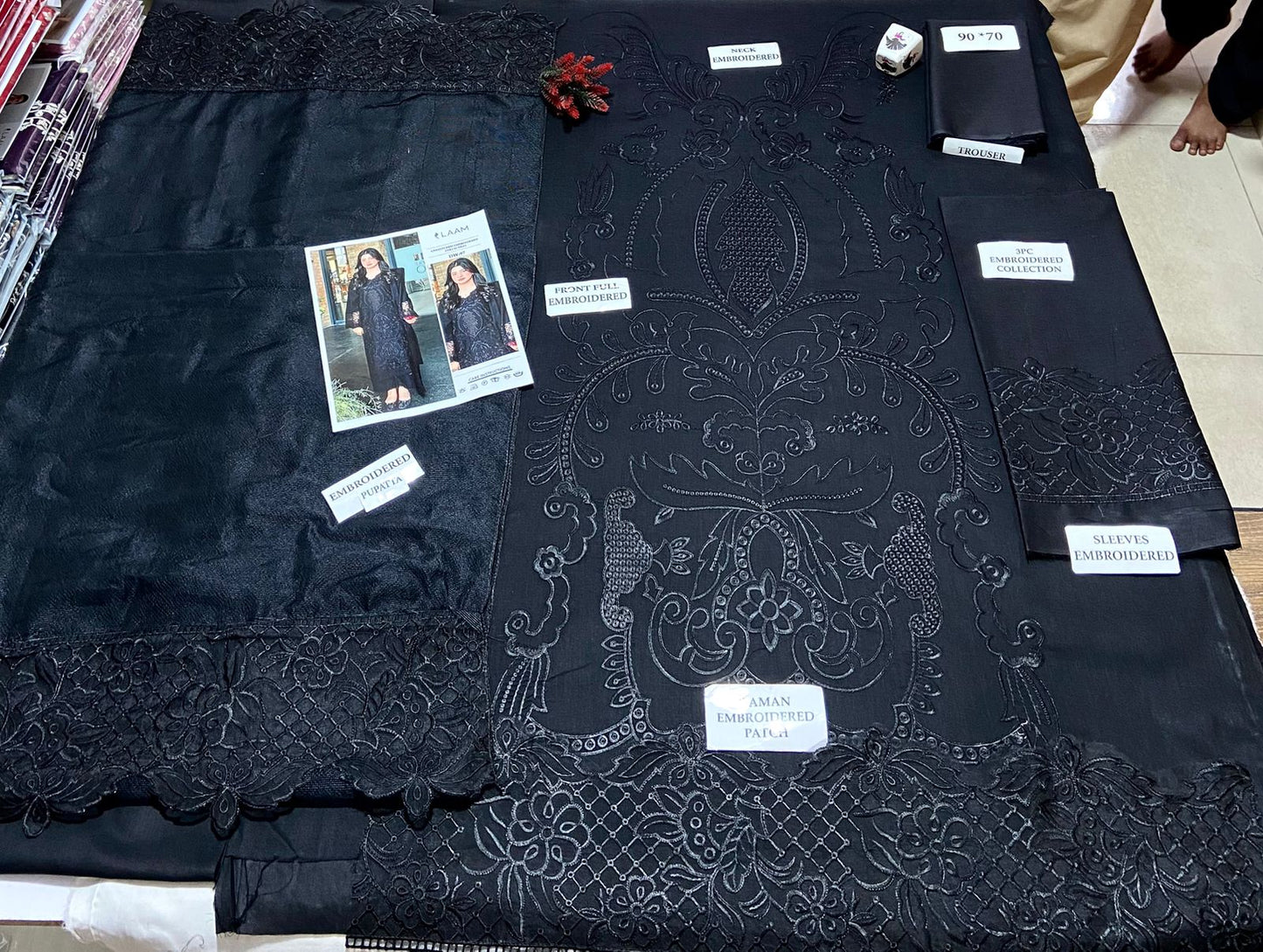 LAAM, Lawn 3Pc Embroidered.