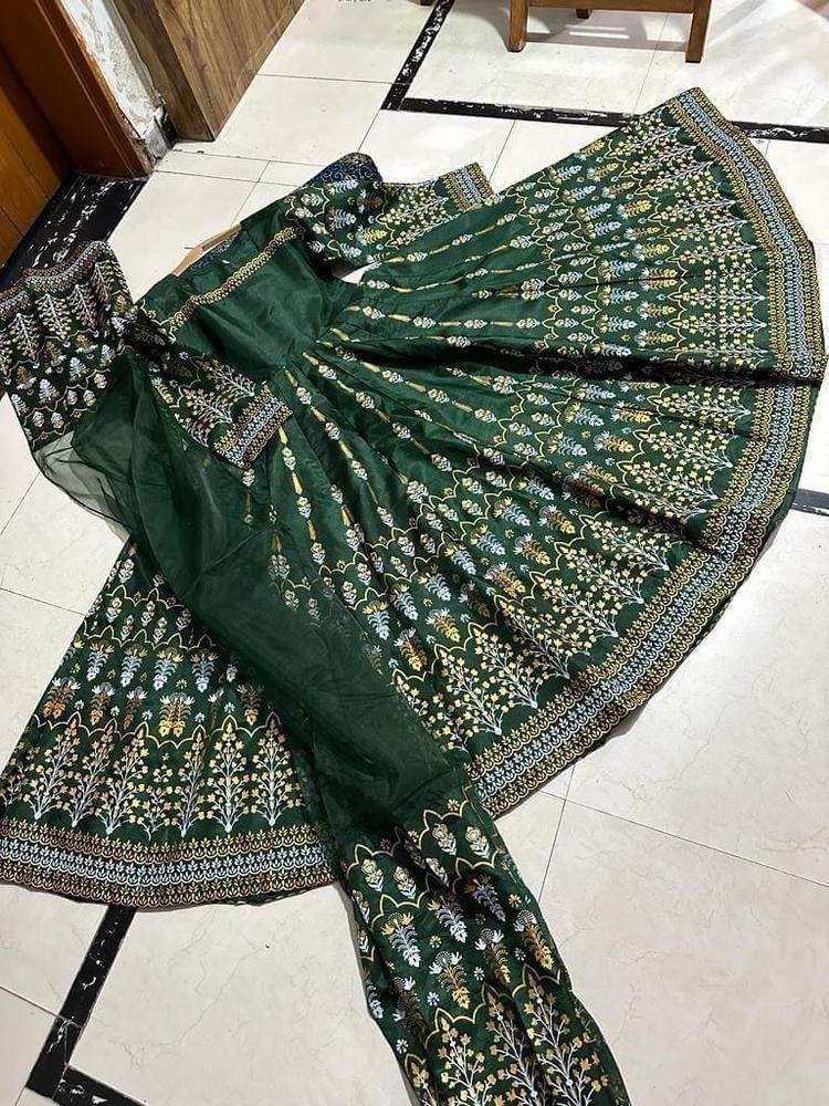 Women Kattan stitched digital printed maxi suit