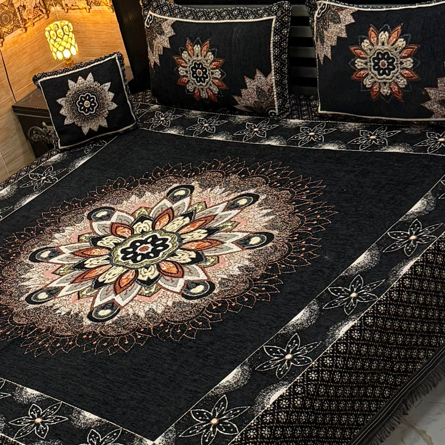 Velvet 4Pcs Jaquard Bedsheet*

King Size