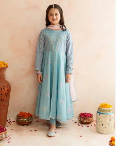 Turquoise embroidered lawn 3Pcs