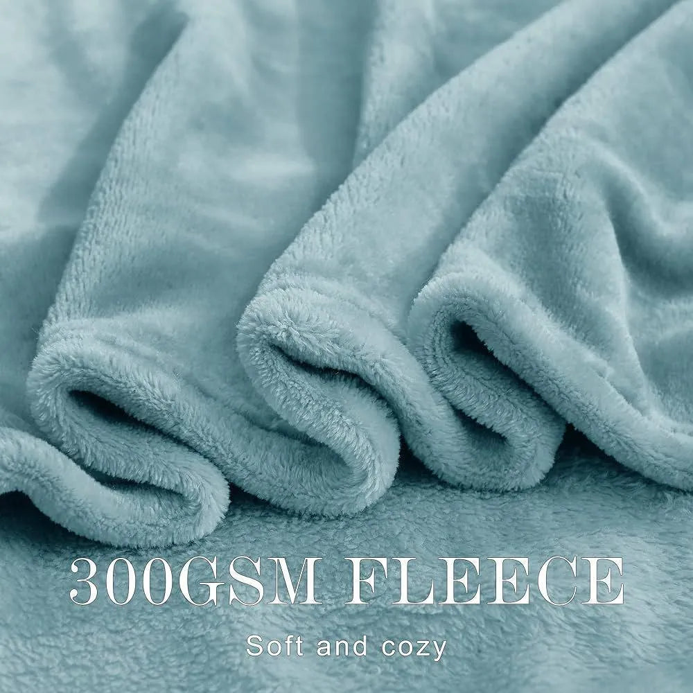 Turquoise fleece double bed blanket