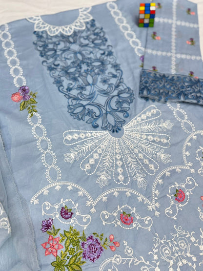 Parishay 6138 Premium lawn embroidered patch