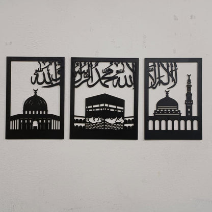 Kalma frames wooden wall