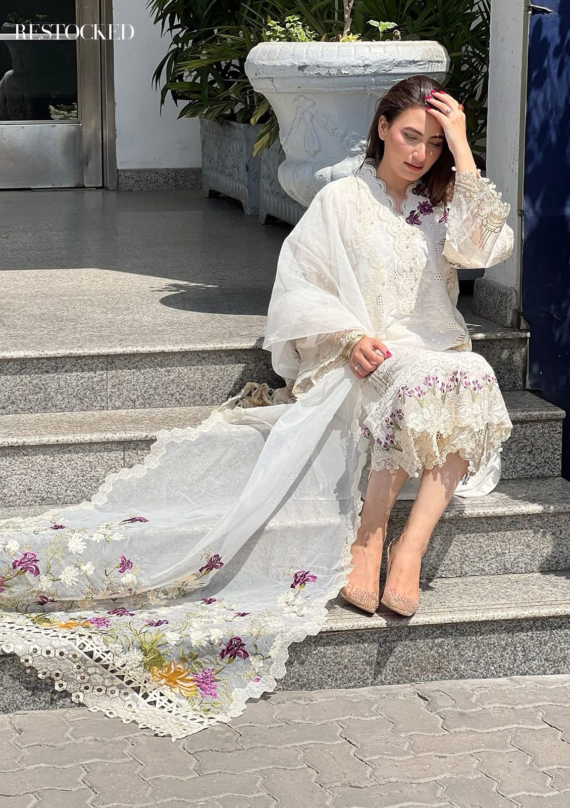 Lawn fully heavy embroidered scifflie.