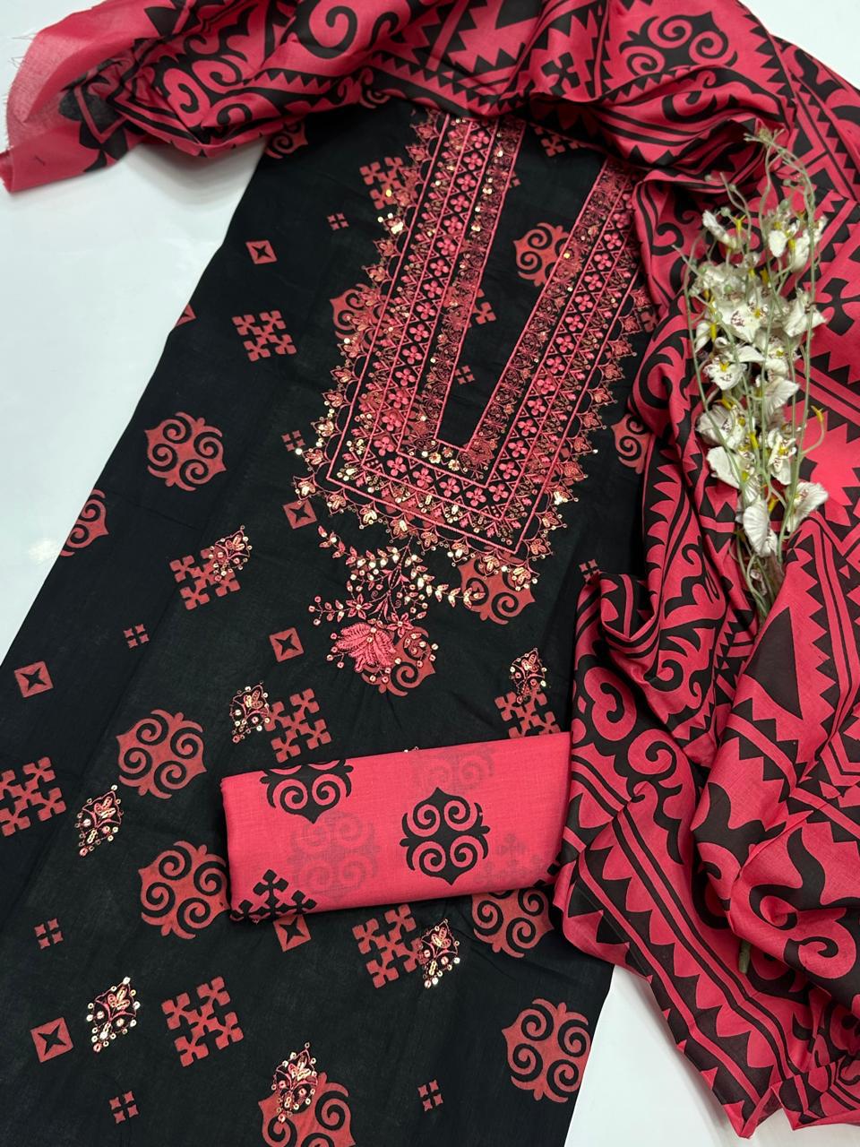 Premium lawn,cotton printed 3-pcs V-Gala Embroidery