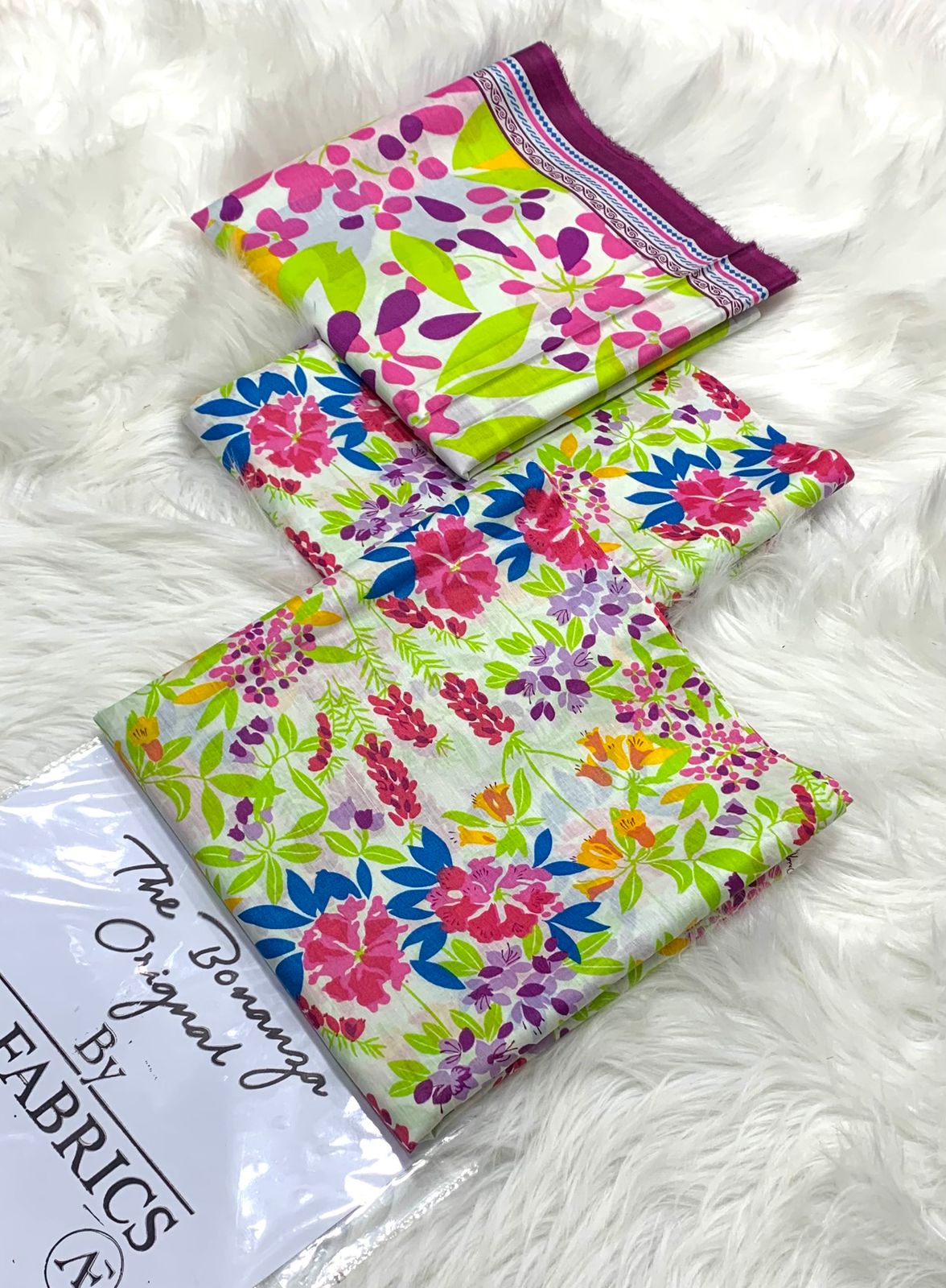 Bonanza, digital printed soft lawn