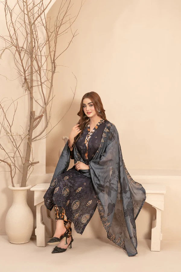 TAWAKKAL, LAWN Suit With BANA DORA DUPATTA