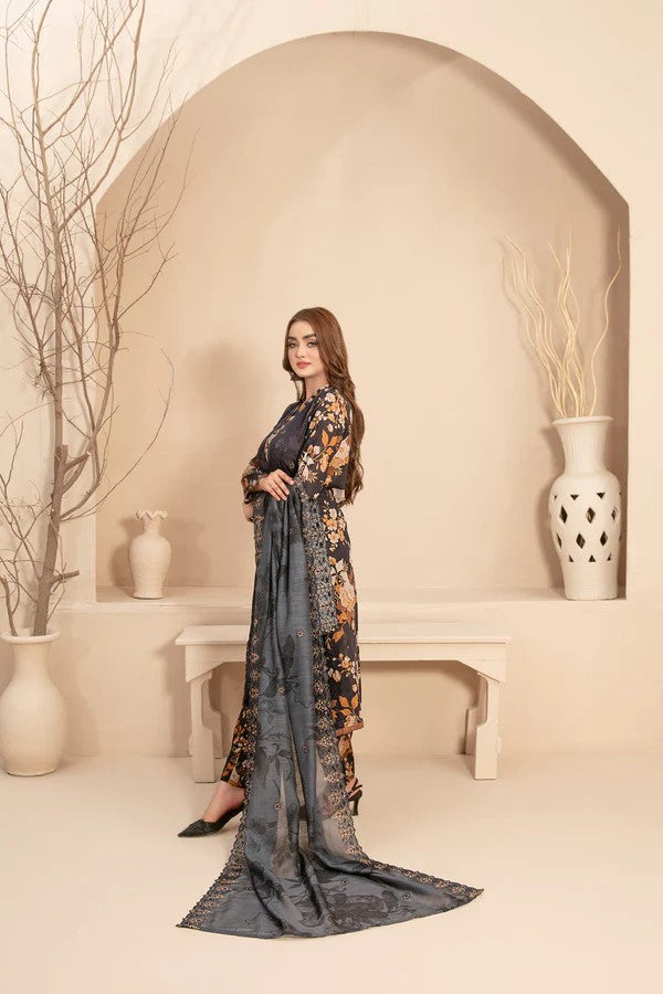 TAWAKKAL, LAWN Suit With BANA DORA DUPATTA
