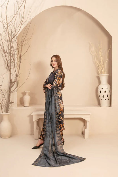 TAWAKKAL, LAWN Suit With BANA DORA DUPATTA