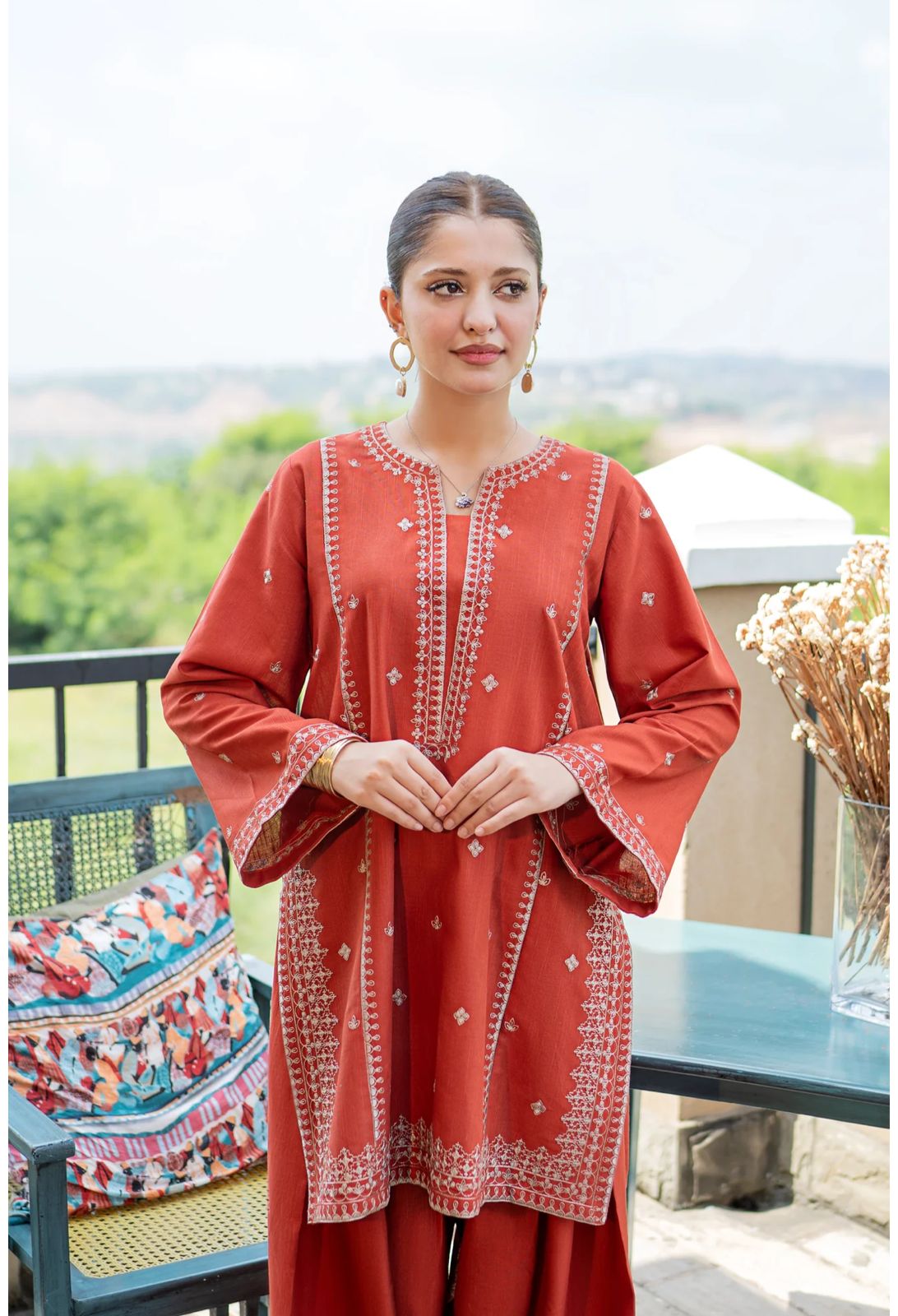 URGE,PURE 2PC EMBROIDERED, AIRJET 90/70 LAWN