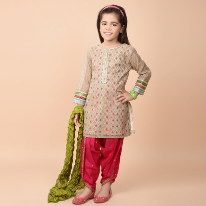 Maria B Summer collection 3pc Lawn fine quality