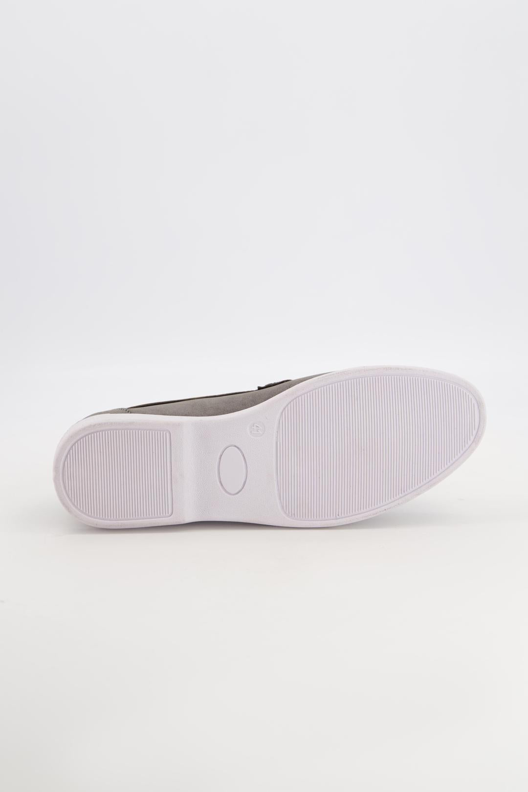 Men's fancy grey loafers