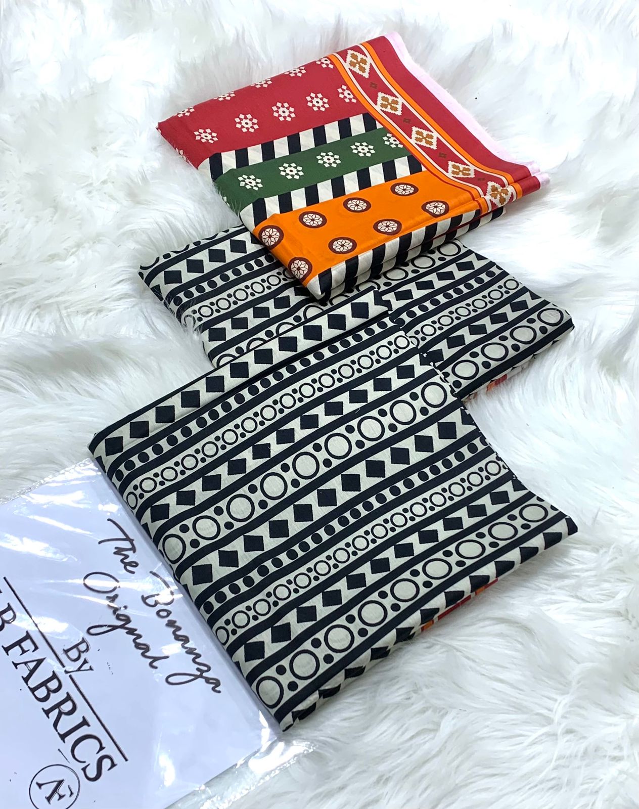 Bonanza, digital printed soft lawn
