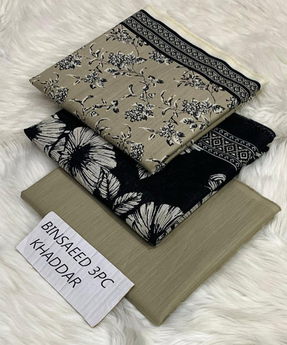 Ladies winter collection printed Karandi (Dupatta, shirt, trouser, 3Pcs)