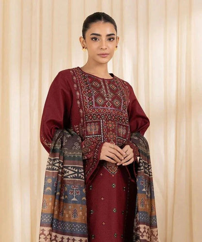 Sapphire,collection 2026
Lawn 90/88