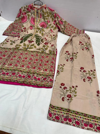 Silky lawn digital print coord set Kainaat