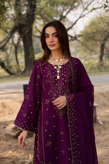 Luxury Embroidered 3-Piece*
STUFF: Best Export Quality Airjet Lawn (90/70)*