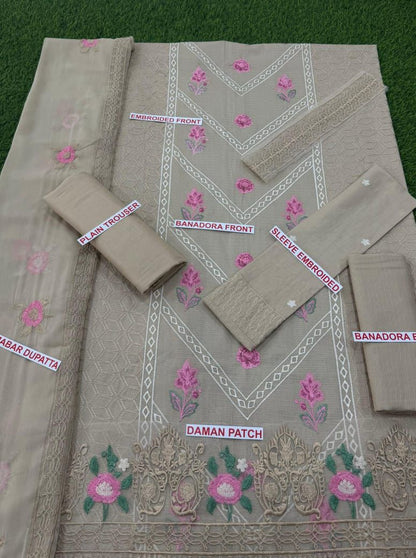 BANADORA LAWN 100-100*
3pc embroidered**Neck,Daman patch embroidered*