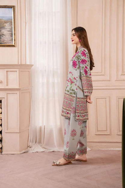 Silky lawn digital print coord set Kainaat