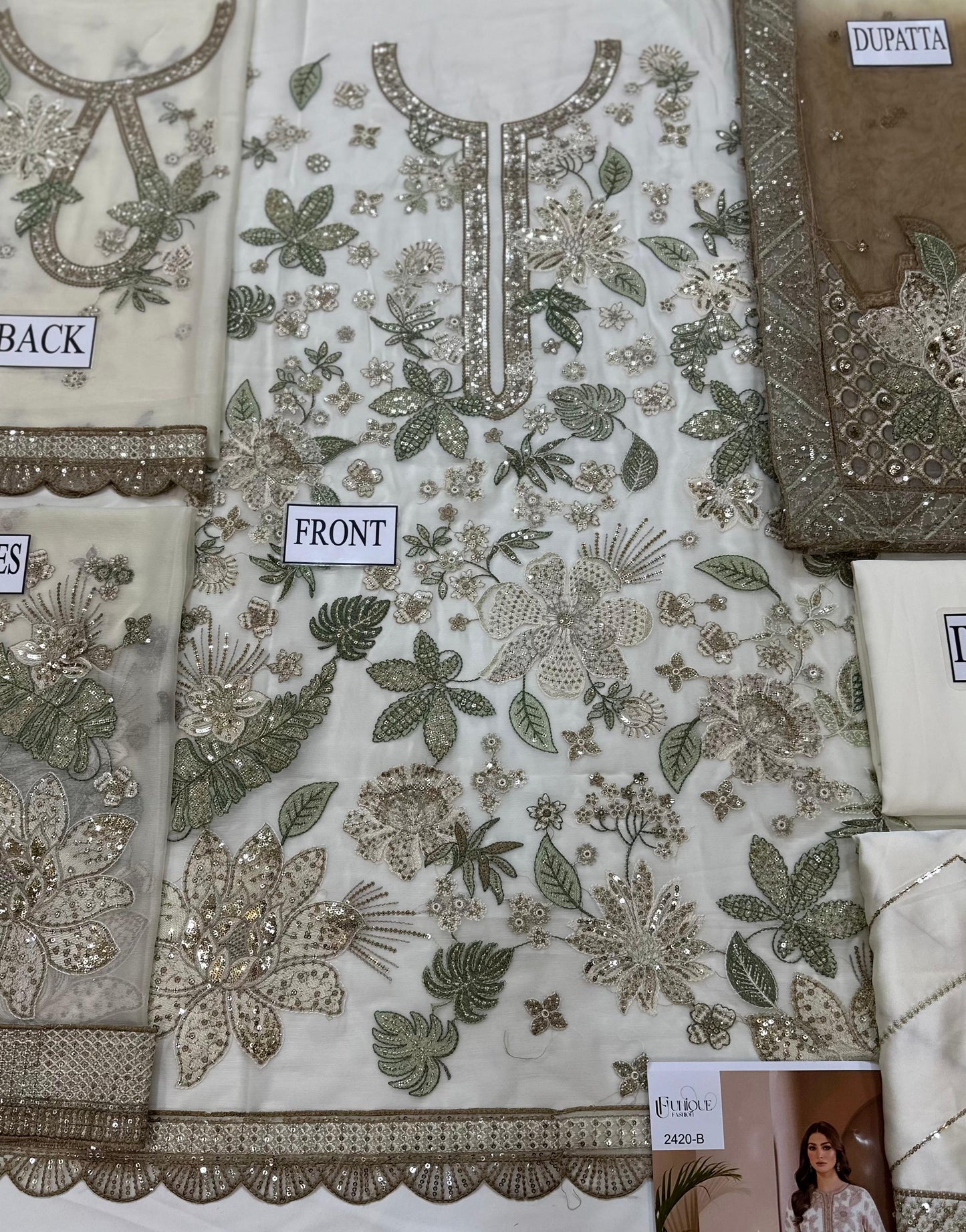 Jazmin, High-quality chiffon embroidered front and back, embroidered sleeves,