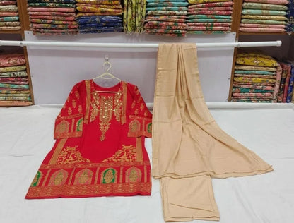 Arabic lawn,printed suit with chiffon dupatta
