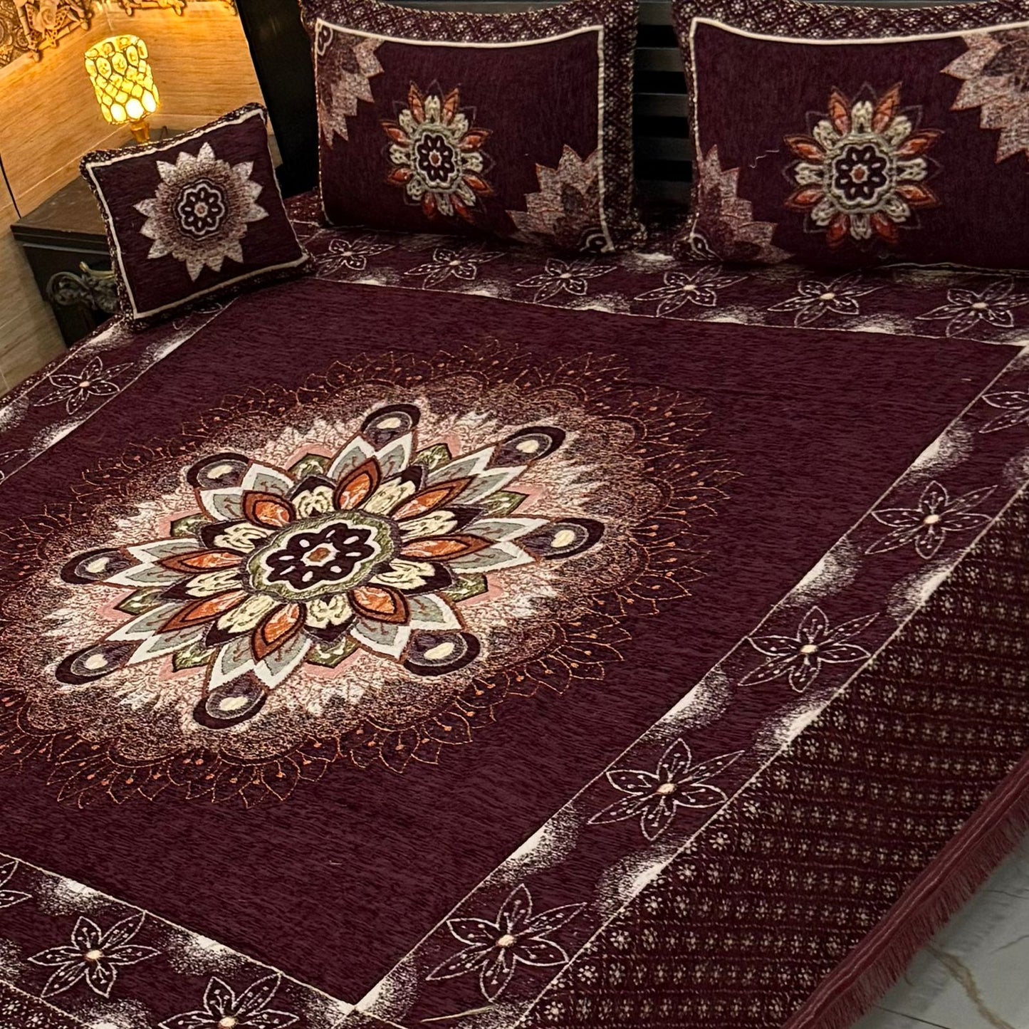 Velvet 4Pcs Jaquard Bedsheet*

King Size