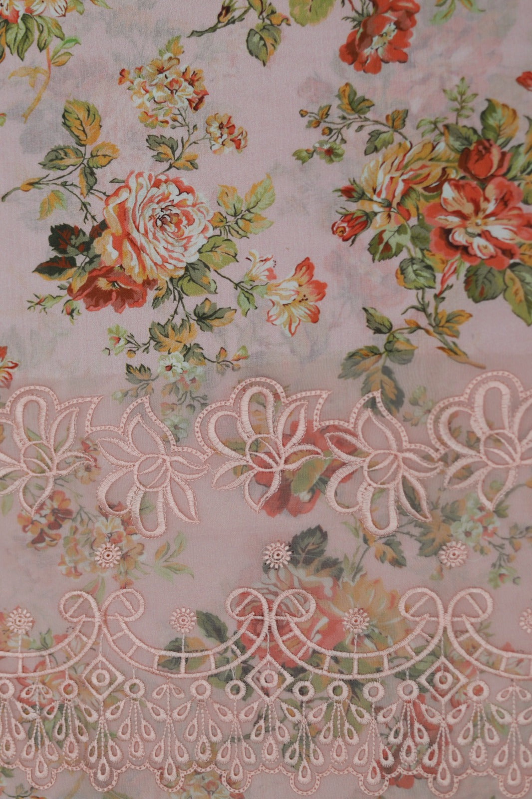 SUMMER COLLECTION 2026**LAWN Fabric* 3Pc