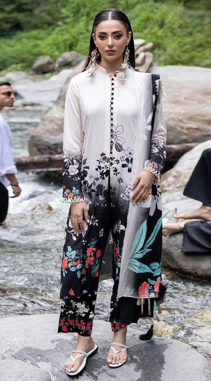 Limelight Banadora printed lawn shirt, trouser & dupatta