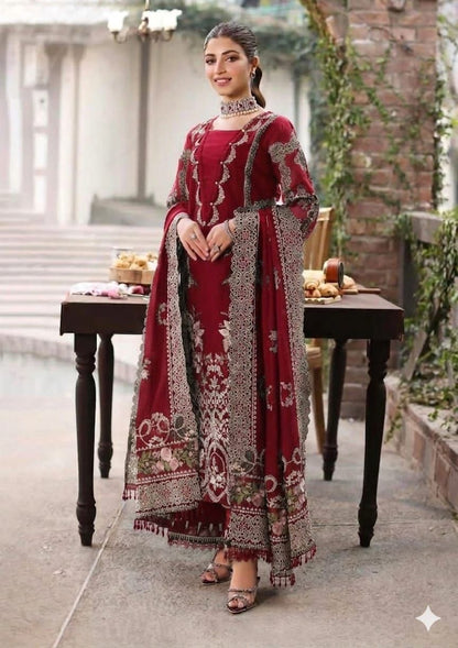 KAHF, WEAR BY THE GORGEOUS ACTRESS KINZA HASHMI