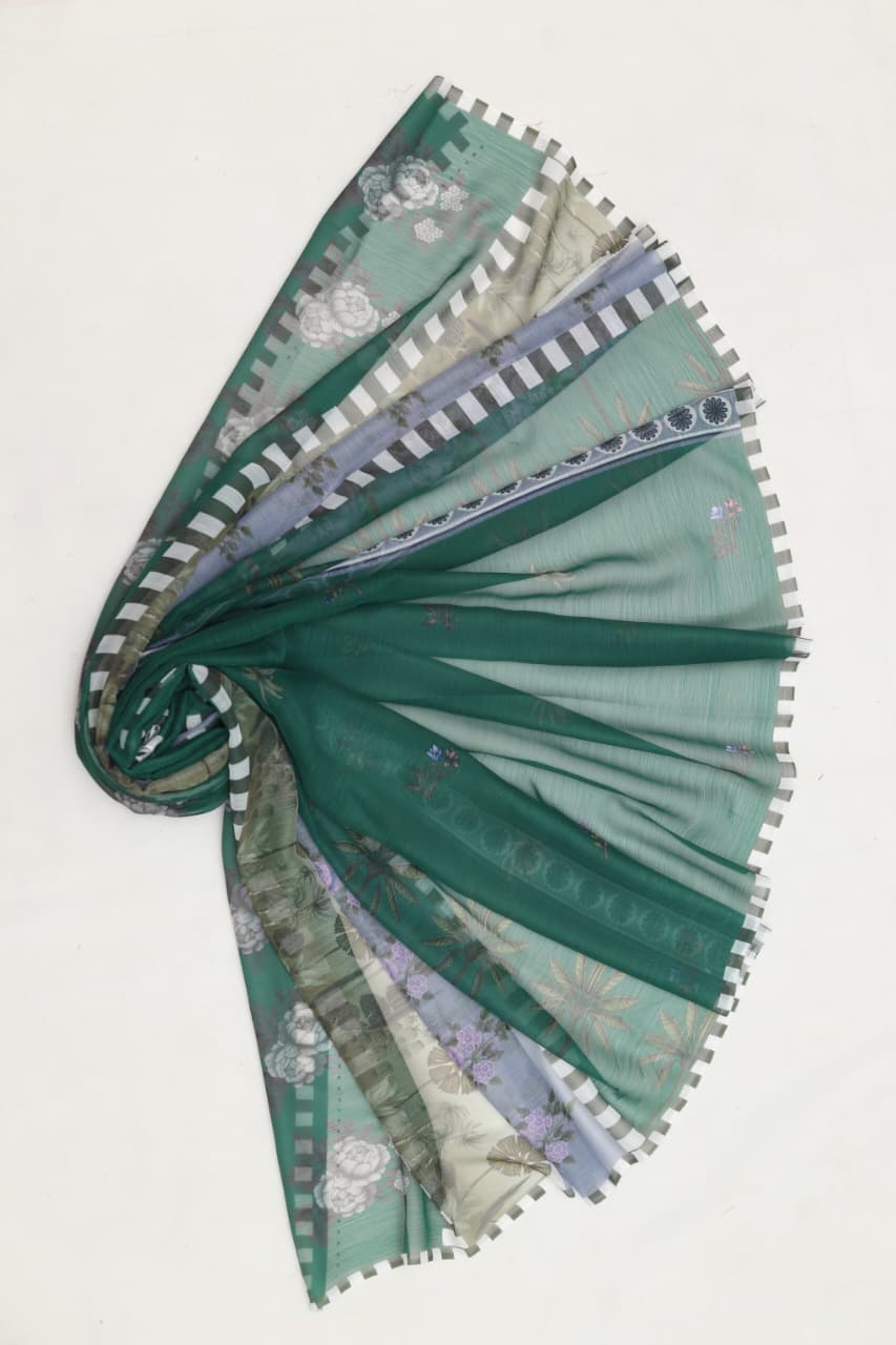 Summer Fabric: High-quality lawn cotton.