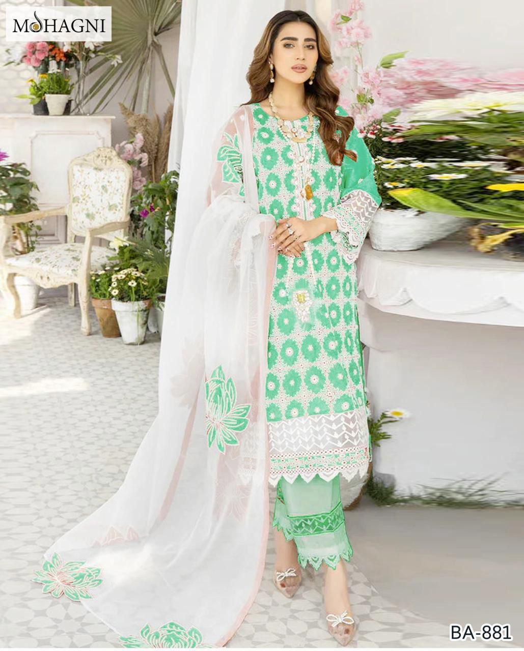BANADORA LAWN 100-100*
3pc embroidered**Neck,Daman patch embroidered*