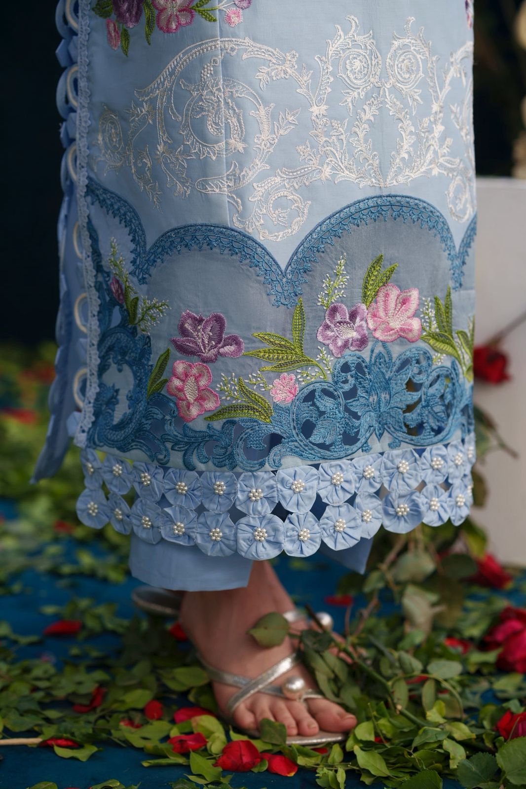 Parishay 6138 Premium lawn embroidered patch