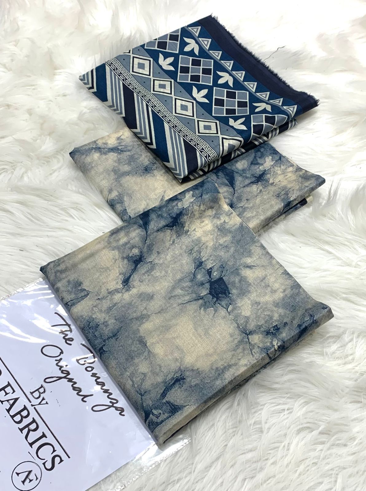 Bonanza, digital printed soft lawn