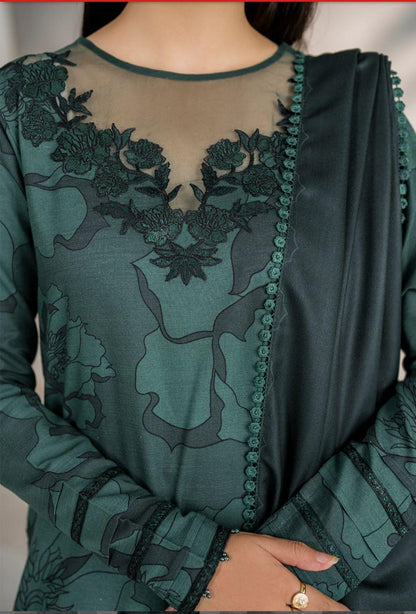 IZNIK Embroidered