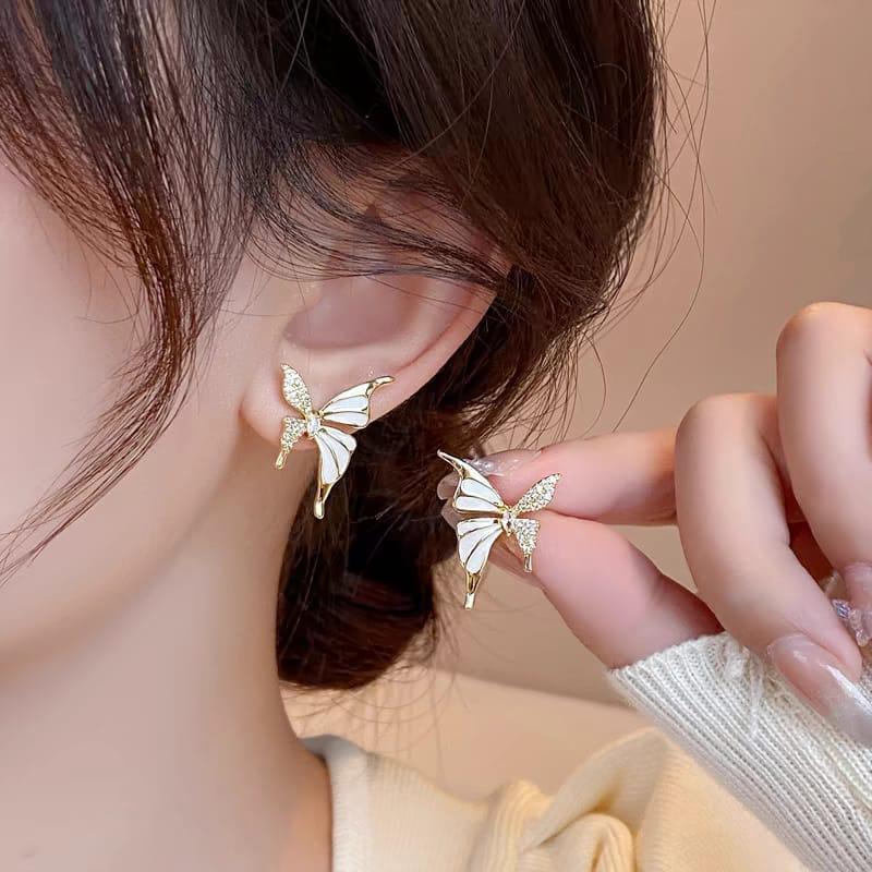 Butterfly earring gold plated with stone