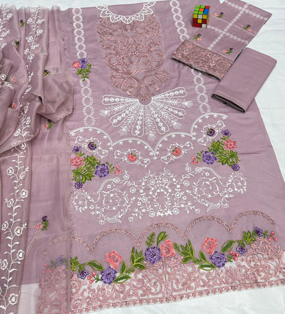 Parishay 6138 Premium lawn embroidered patch