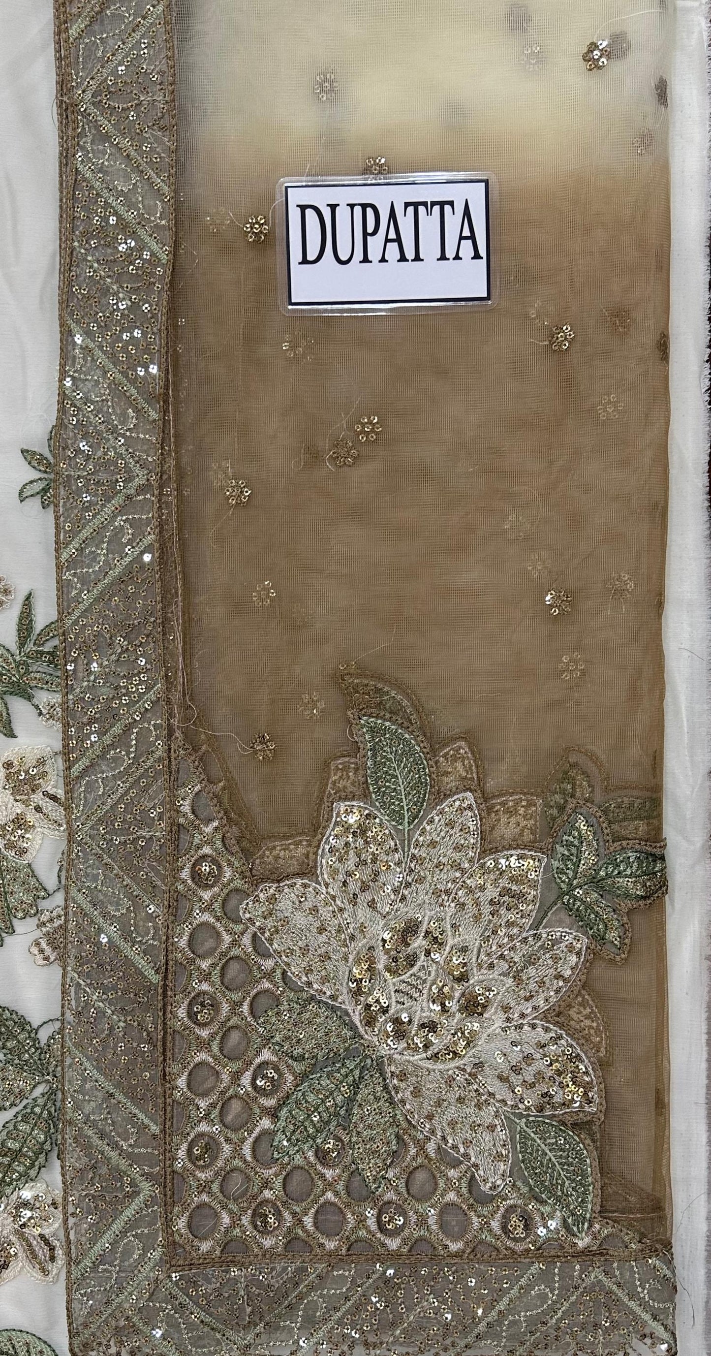 Jazmin, High-quality chiffon embroidered front and back, embroidered sleeves,