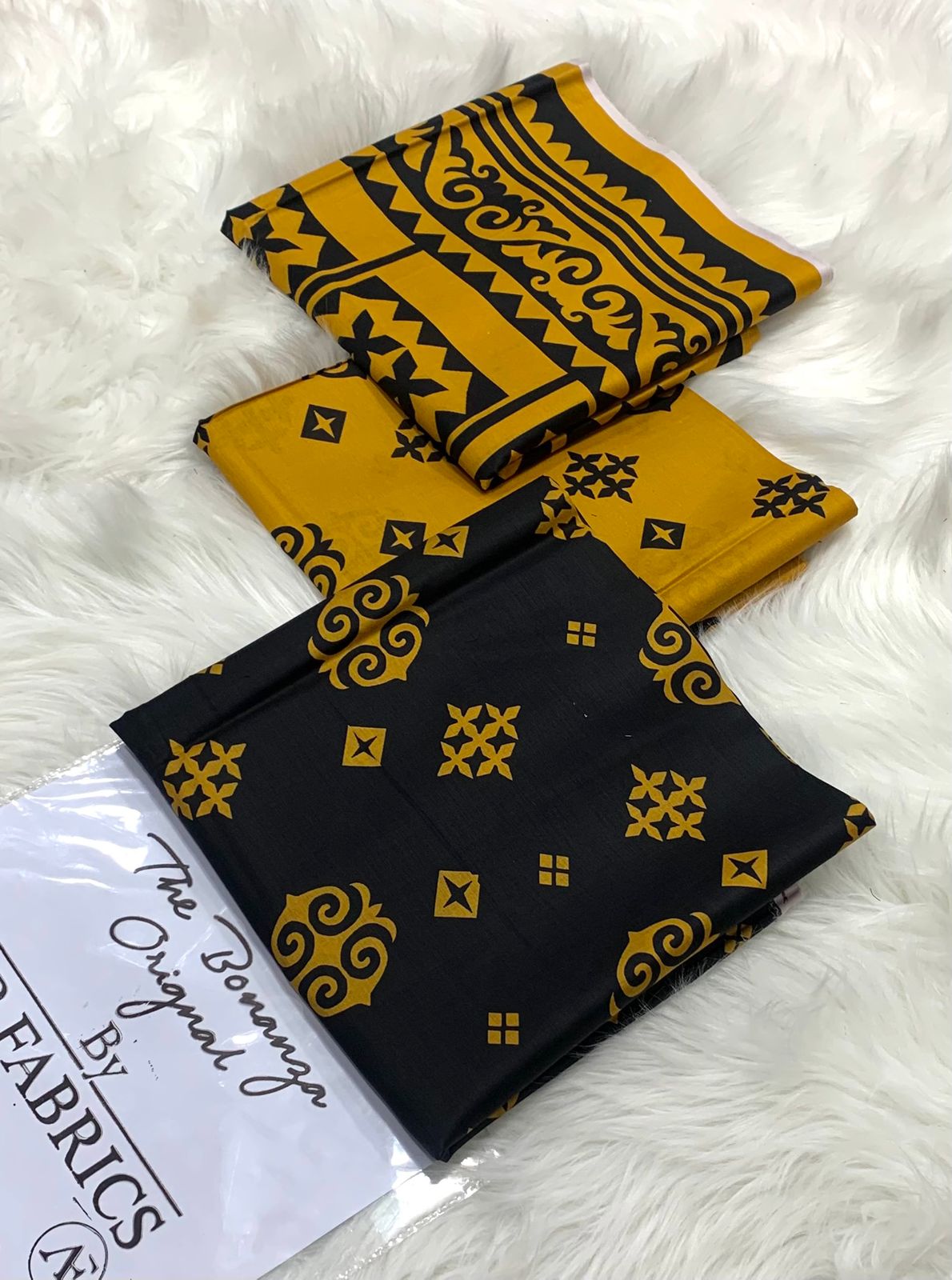 Bonanza, digital printed soft lawn