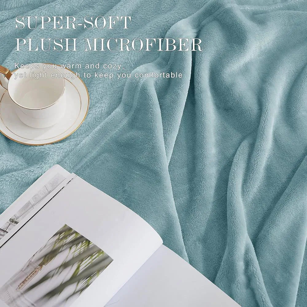 Turquoise fleece double bed blanket